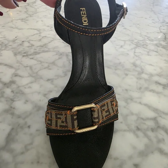 Fendi Black and Brown Strappy Heels - Picture 2 of 3